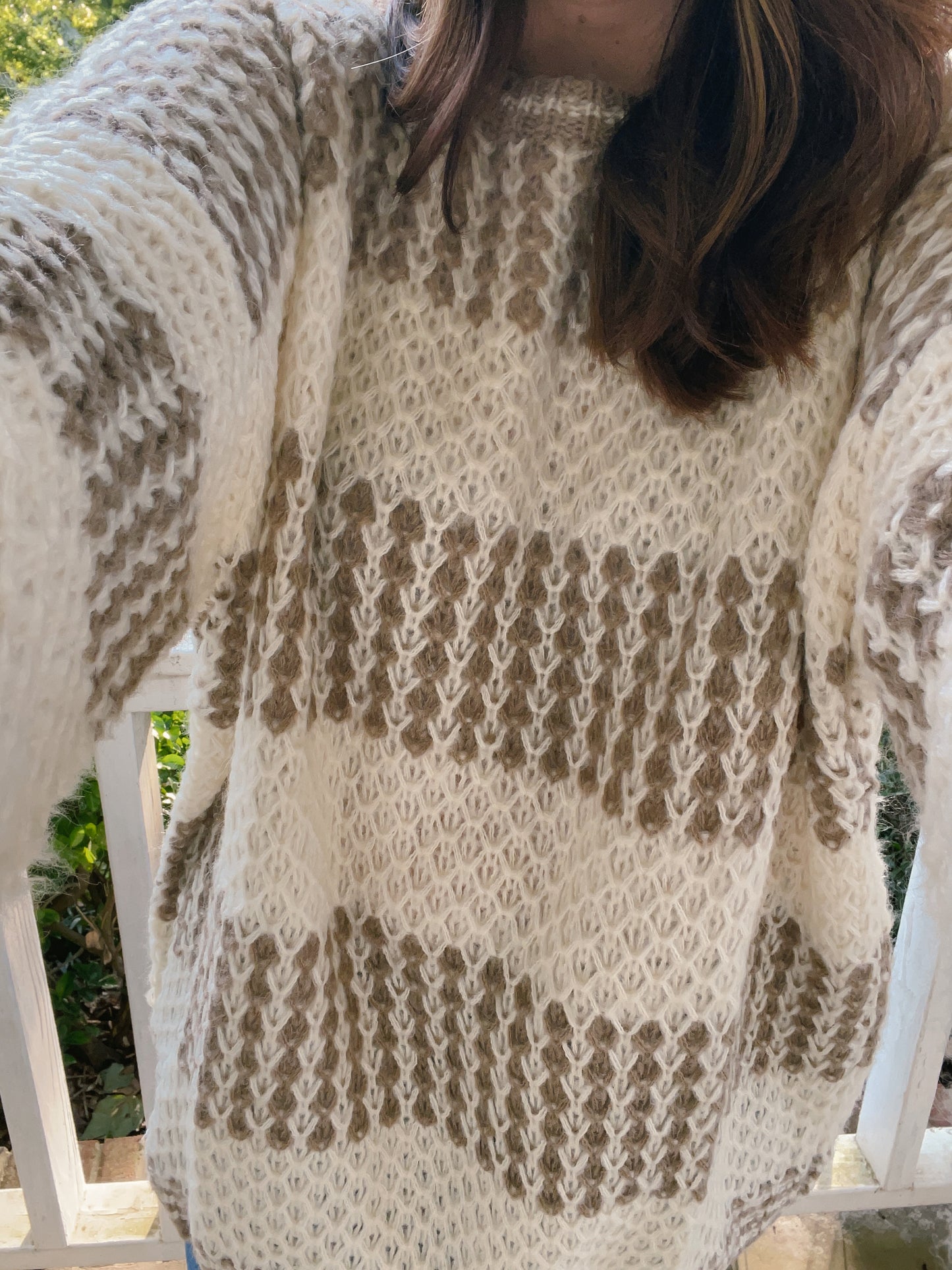 Crew Neck Color Blocked Knitted Sweater Top