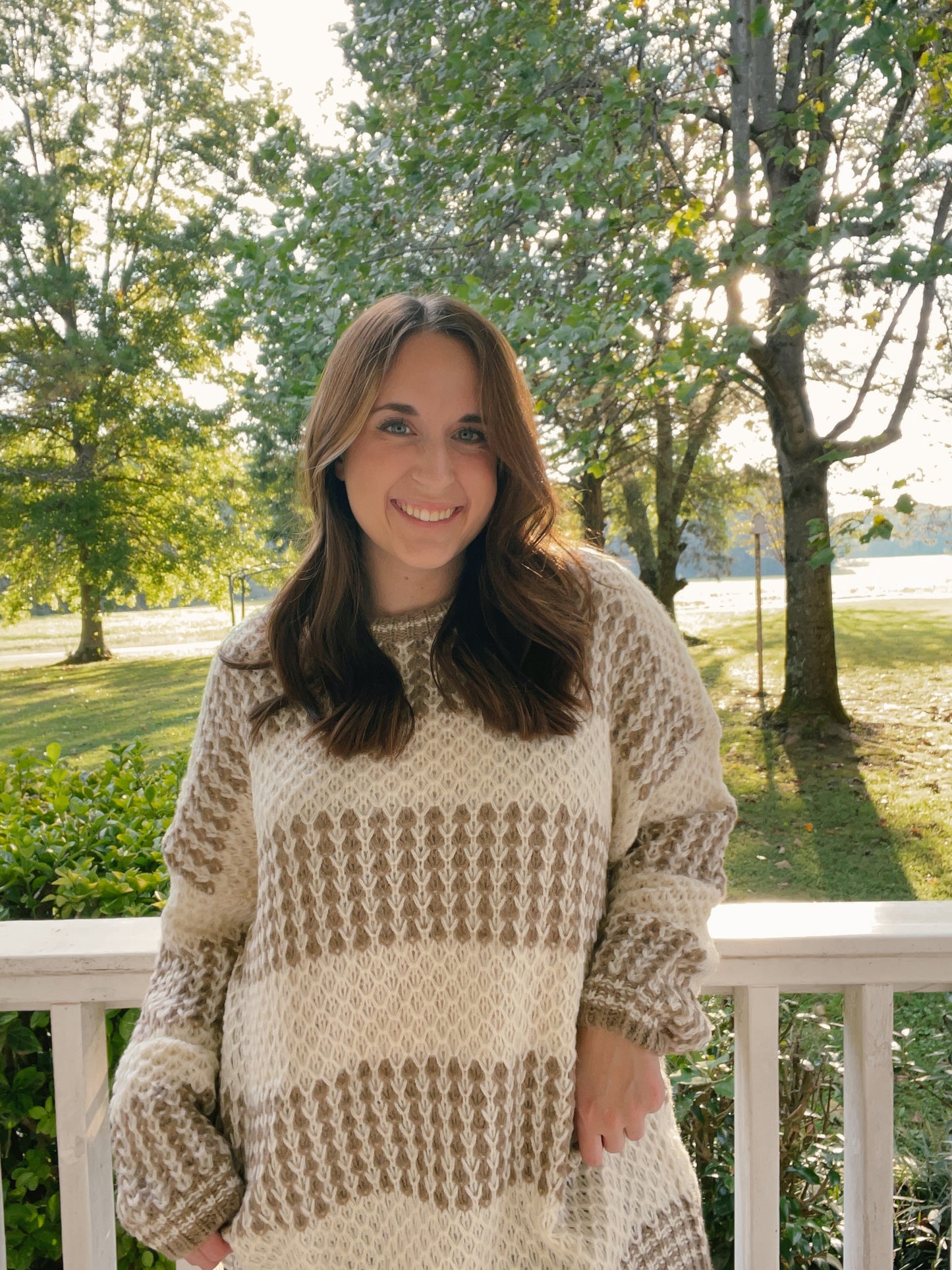 Crew Neck Color Blocked Knitted Sweater Top
