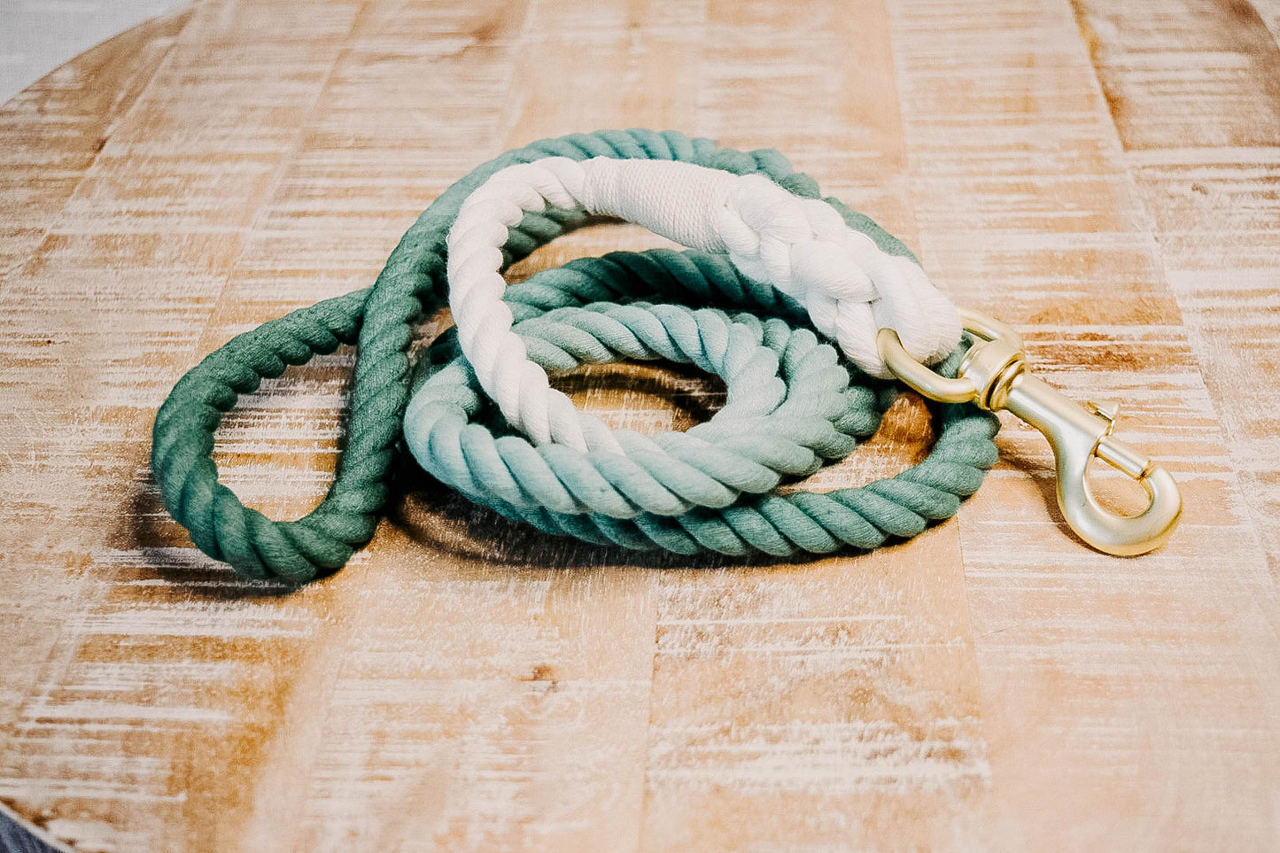 Hand Dyed Cotton Rope Leash
Dark Green Ombré