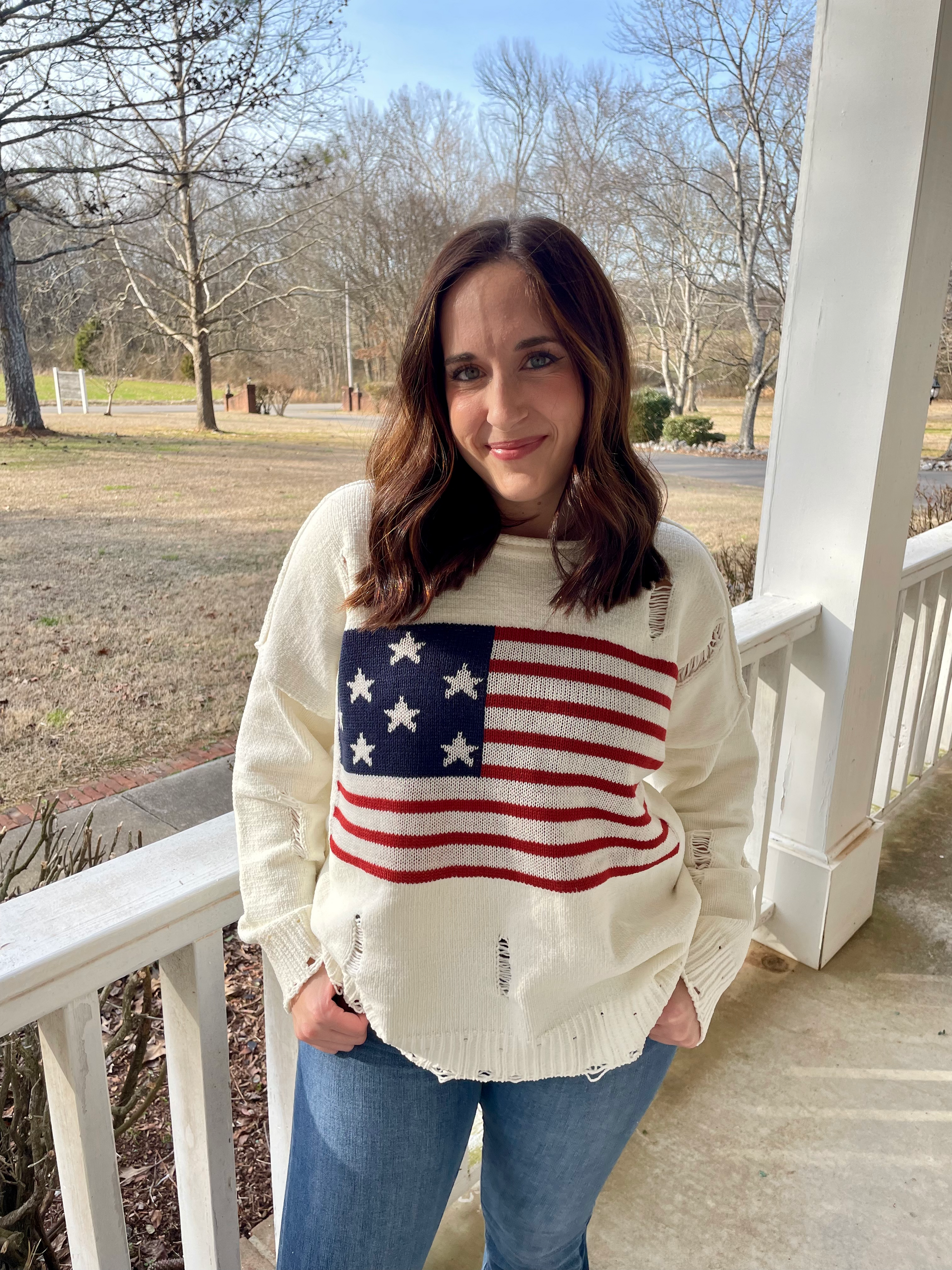 Distressed USA Sweater – Cream