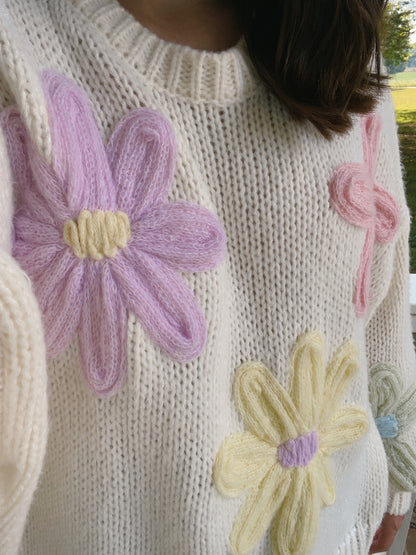 Embroidered Daisy Floral Oversized Sweater Ivory