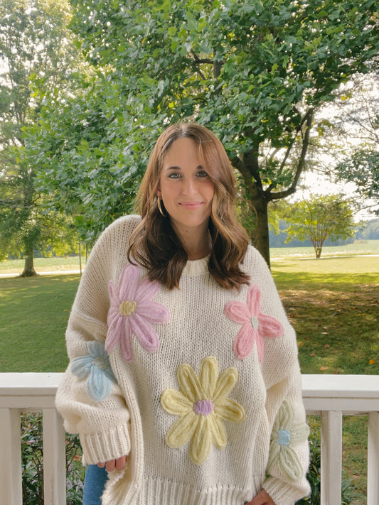 Embroidered Daisy Floral Oversized Sweater Ivory