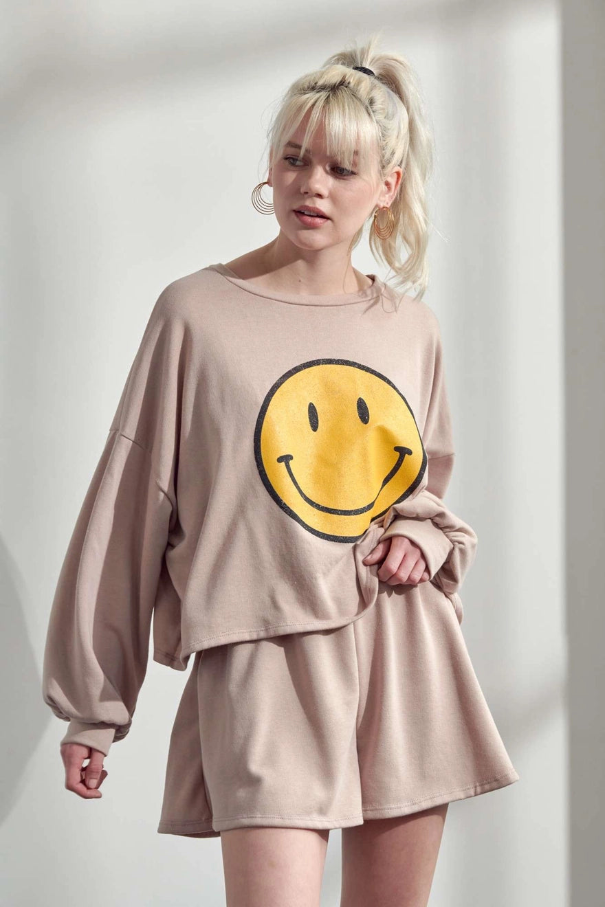 Smiley Face Print Long Sleeve & Shorts Set