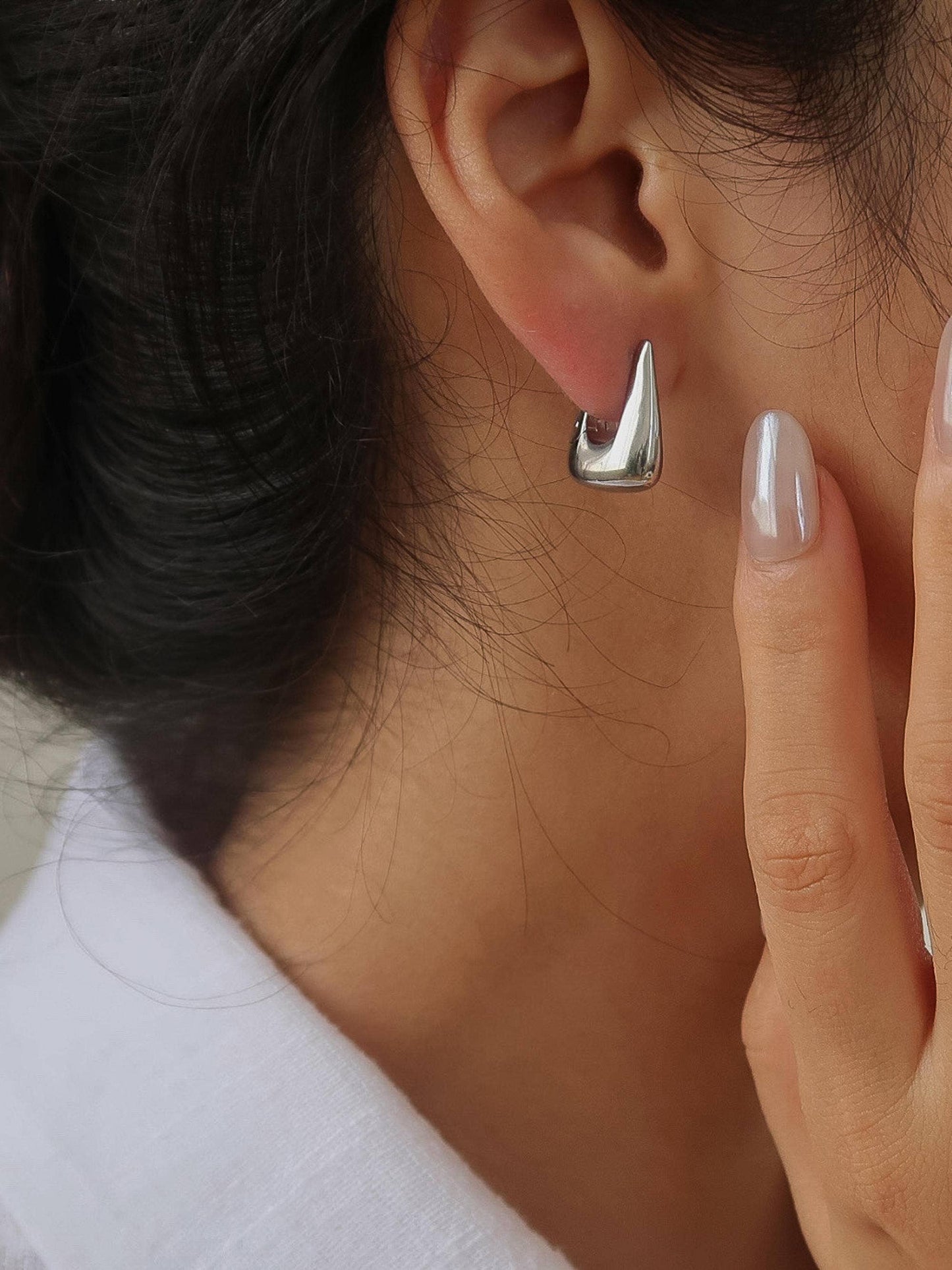 Cadance Hoop Earrings