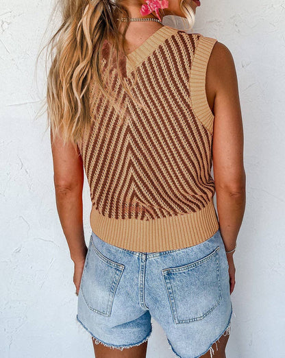 Colorblock Chevron Sleeveless Sweater Top in Light French Beige