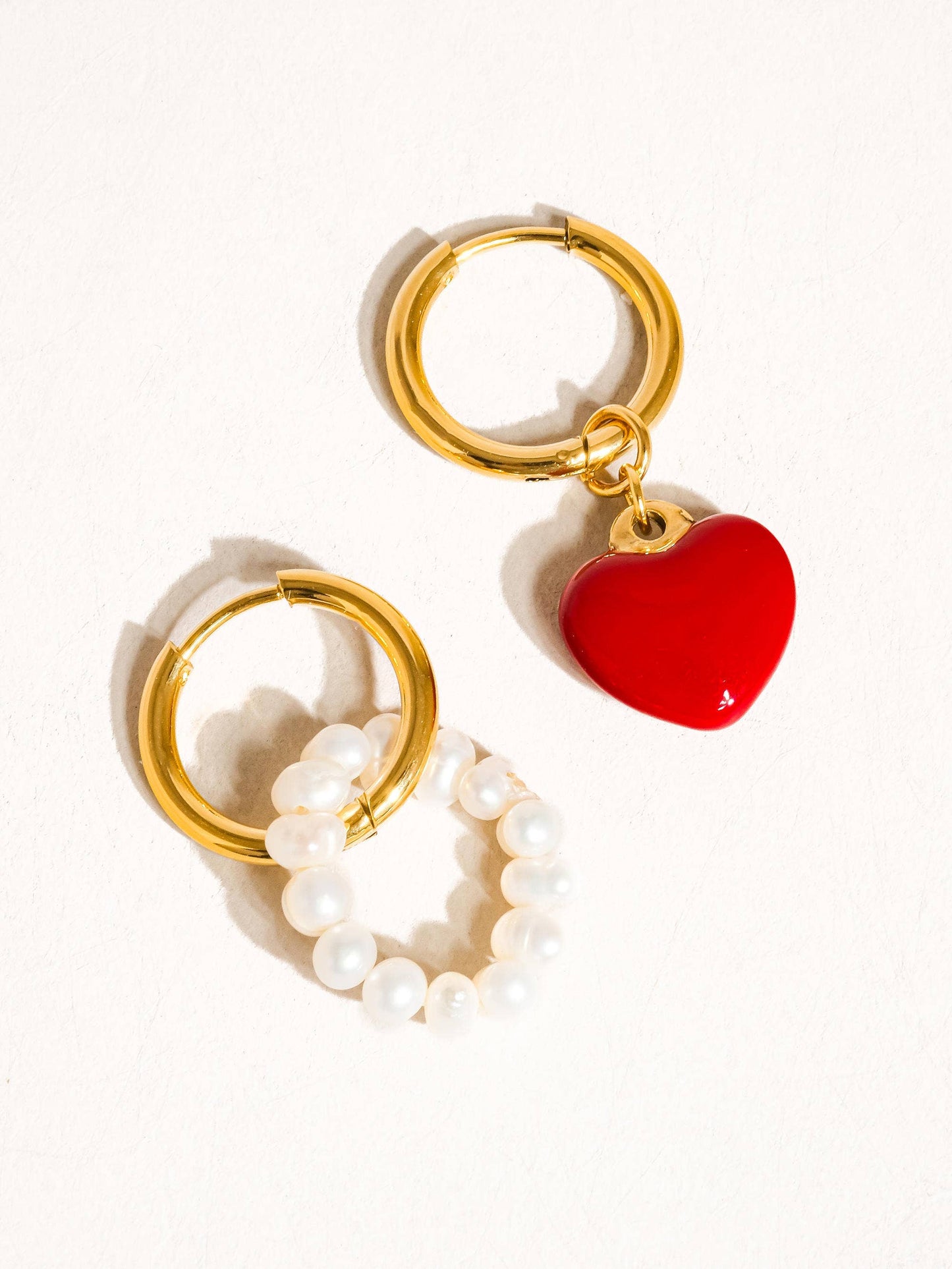 Sweetheart Pearl Hoops